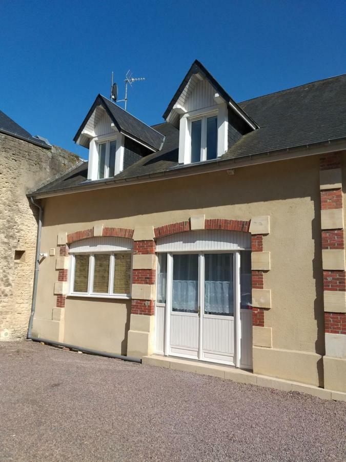 באיו La Maison Des Jeanne מראה חיצוני תמונה