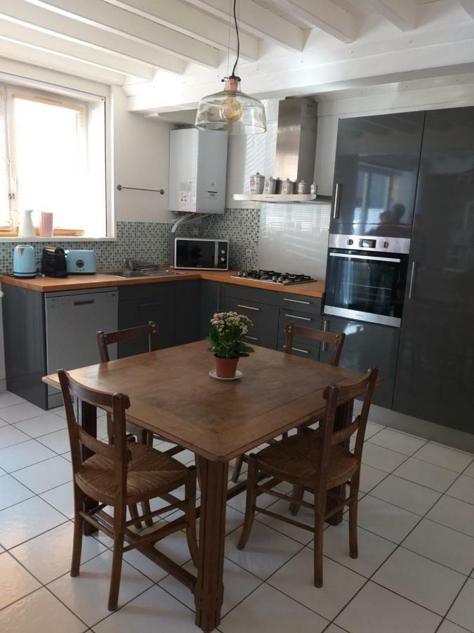 באיו La Maison Des Jeanne מראה חיצוני תמונה